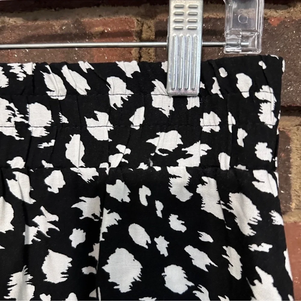 Cato white and black Skirt with elastic waist and pockets. Excellent - Picture 4 of 7